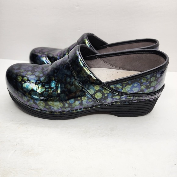 Dansko LT Pro Clogs Size 40 US 9.5-10 Patent Leather Comfort Nursing Slip On - Picture 1 of 11